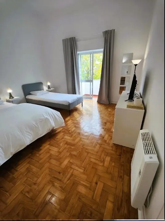 Blife Algarvya Private Rooms Faro Portugal