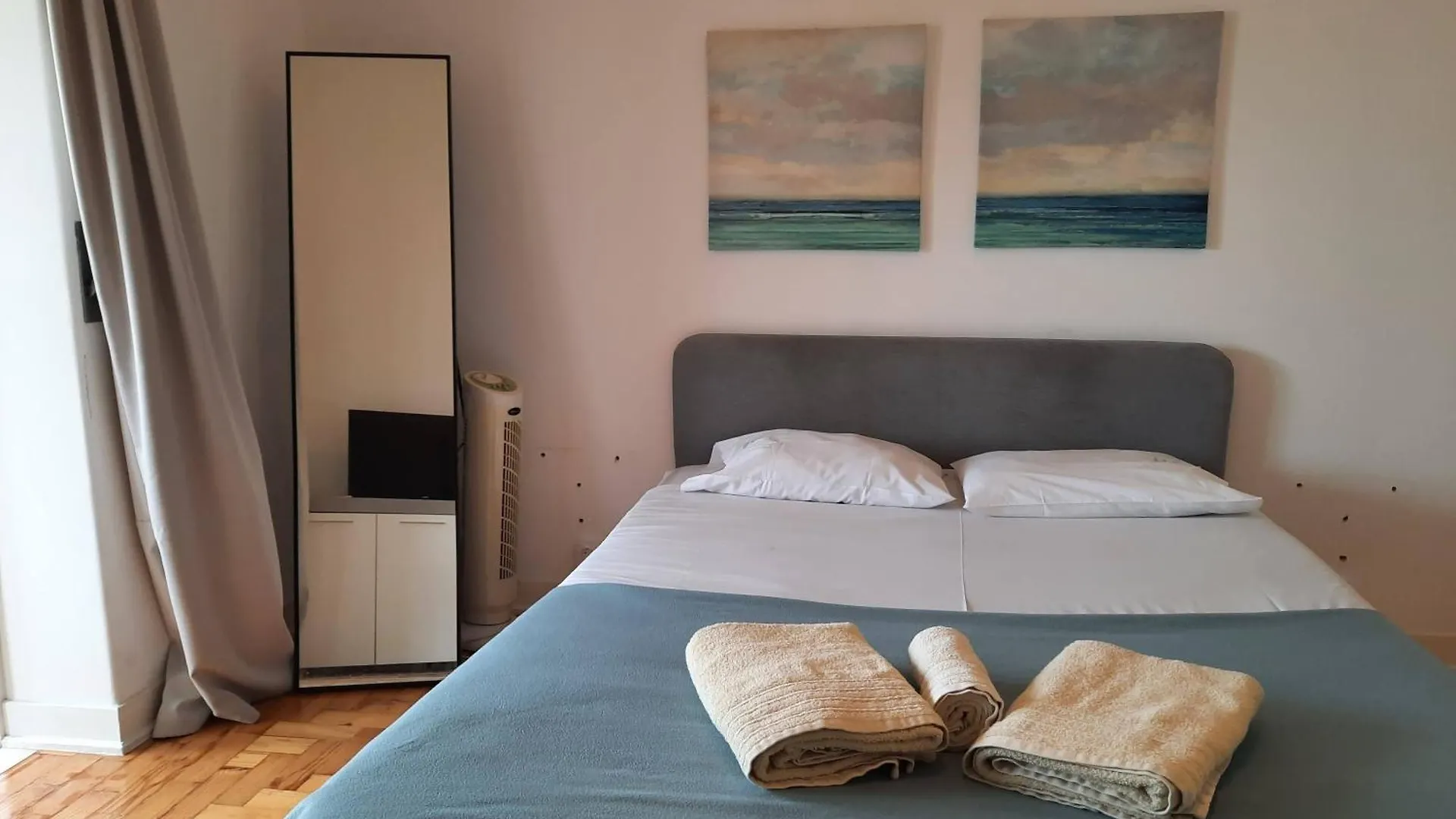 Blife Algarvya Private Rooms Faro Portugal