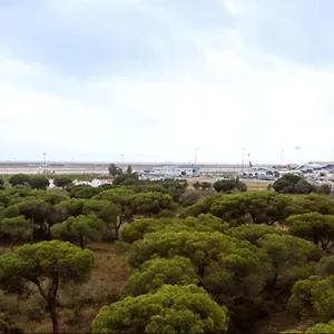 Homestay Blife Rya Private - Airport, Faro