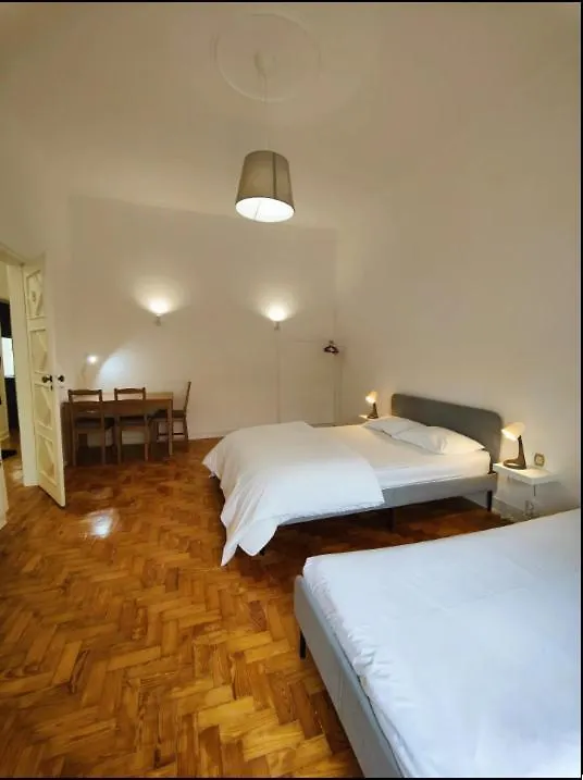 Blife Algarvya Private Rooms Faro 0*,  Portugalsko